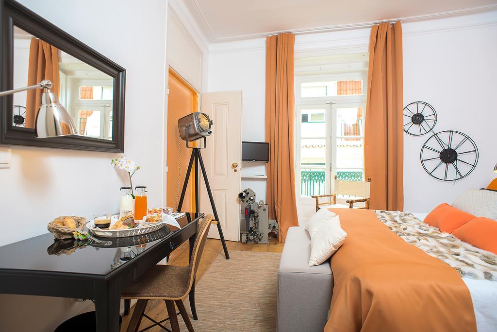No Limit Bairro Alto Hostel Lissabon Buitenkant foto
