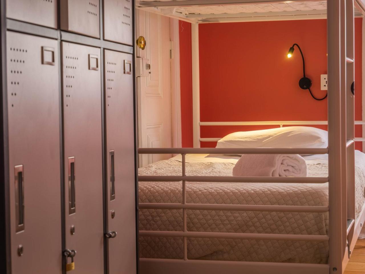 No Limit Bairro Alto Hostel Lissabon Buitenkant foto
